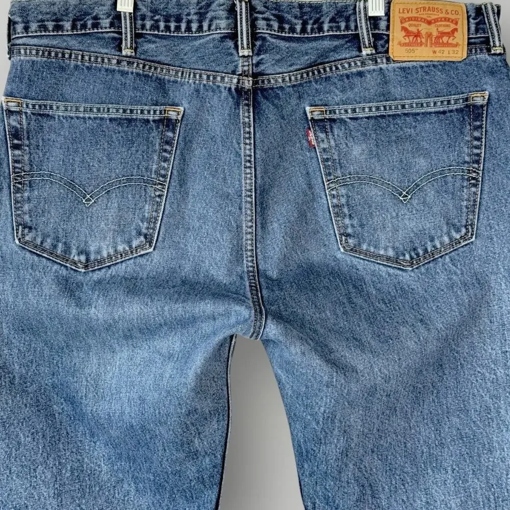 Levi's 505 Original Regular Fit Straight Leg Medium Wash Blue Jeans Size 42X32